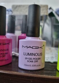 Magk fluorescentni uv gel lak
